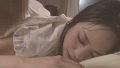 40℃近い熱を出してぐったりしている幼馴染に手を出してしまった・・・。 篠宮ゆり 松井加奈 成宮ルリサンプル画像8