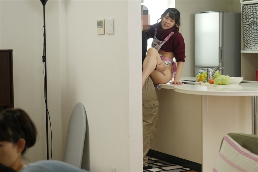 もう～まさにアニメ！解れた糸を引っ張るとみるみる服が短くなっていくwww 波多野結衣 二宮和香 心花ゆら_40