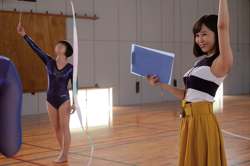 揉みしだきたい巨乳ニットの女たち 篠田ゆう 瀬戸すみれ 持田栞里_17