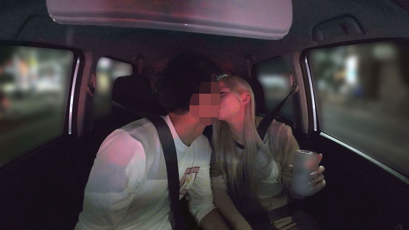 深夜の田舎のコンビニでウロウロしているギャルを簡単にお持ち帰り出来るのか検証 レンちゃん1