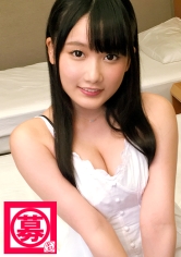 遊園地の着ぐるみ役者21歳あやちゃん参上!ロリカワな彼女の応募理由は「着ぐるみの仕事だけでは生活が苦しくて…」着ぐるみ役者は【性活費】を稼ぎぐ為、必死にチ◯ポにアナルしゃぶりつきり舐め倒す!デカチンをブチ込まれての超大量潮吹きは必見!「着ぐるみの中は暑いんですよ…」いゃ、着ぐるみの中はエロいんですの間違えです!