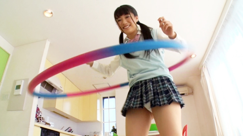 スカートヒラヒラしまくり！ 追いかけっこ挑発女子 ふわり結愛 生田みく 桐谷なお 神楽アイネ 一二三鈴_10