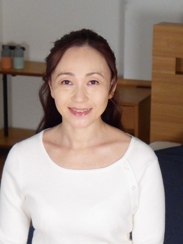 上下の口を弄ばれる熟女 エロドラマ 6人4時間 「入れちゃダメ~!」 画像15