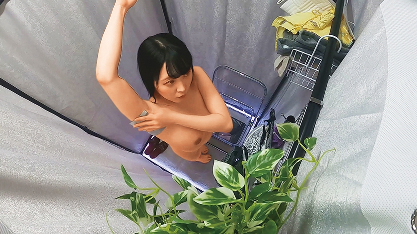 覗き見禁止領域!!更衣室無限大オナニー 無防備すぎるシロウト美女の流出映像 画像16