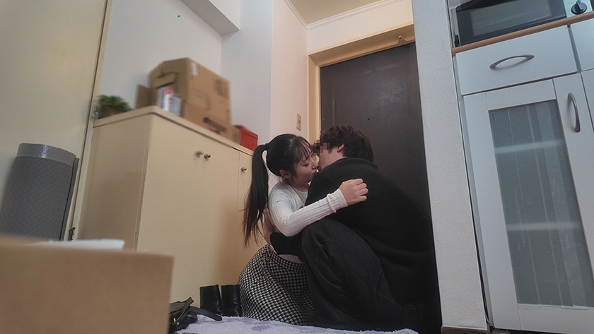 玄関セックス 扉の向こう側でチ●ポをしゃぶりハメ狂う淫乱女たち 一条みお 玉木くるみ 星乃夏月 画像9