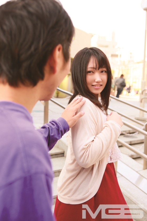 ガチンコ中出し！顔出し！人妻ナンパ～清楚なのにスケベな若妻たちin池袋＆目白～_4