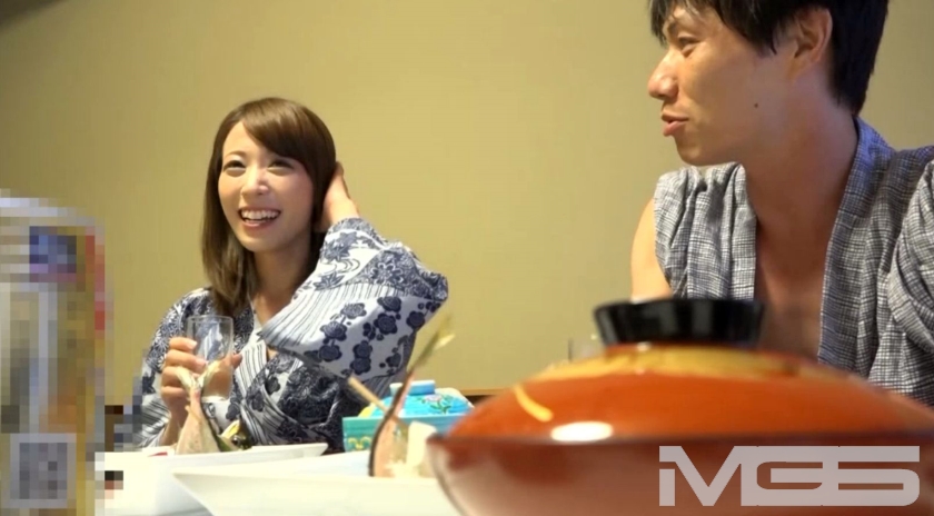 この奥さんの詳細わかりますか？04 女子アナ並みのルックスを持つ帰国子女の巨乳OL妻と、夫は広告代理店勤務のおっとり美人専業主婦がまさかの発情！なぜ「ひどいことされたけど、また連れてってもらえませんか？」とねだることになったのか？その一部始終。_3