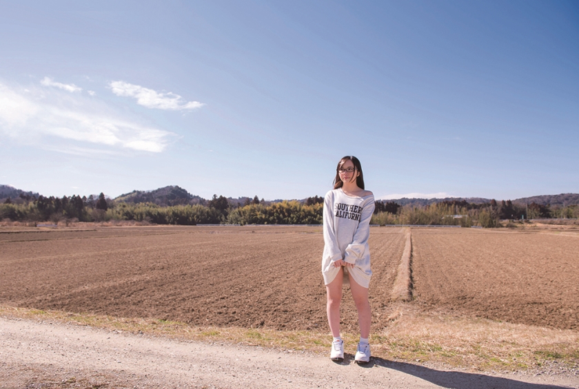 田舎娘、時給696円。【超】幸せ愛人契約。 ゆかり 自分の価値をよく解っていない地味カワ素朴ガールが最低賃金でヤラれまくりの中出し。_1