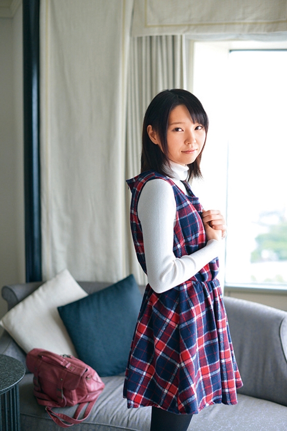 ため息が出るほど美しい地方の素人娘たちがなし崩しで恥じらいながら中出しまで…。 4時間 Vol.6_5