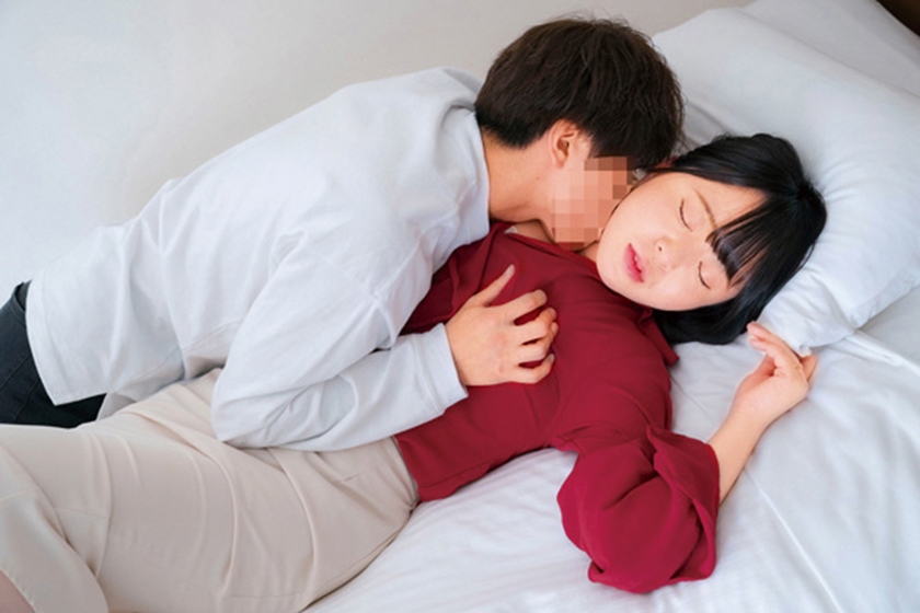 ＠新宿 地方の人妻限定 巨大バスターミナル前で訳アリ人妻をナンパしてみた 2_4