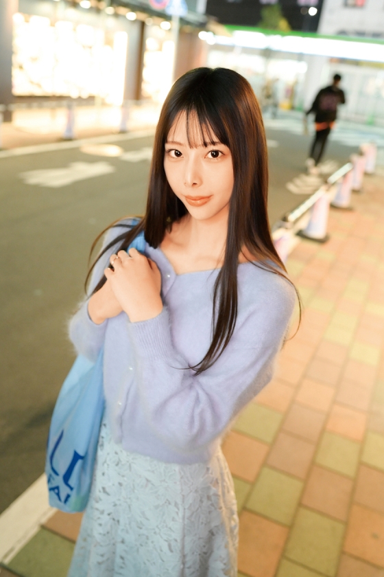 東京セレブ人妻限定ナンパ！！ちょっとだけよ！おっぱいだけよ！先っぽだけよ！18人4時間 画像2
