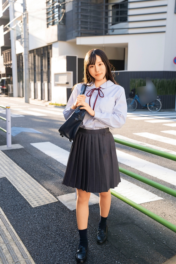 ため息が出るほど可愛い美少女たちがなし崩しで恥じらいながら生出しまで…。2 12人4時間 画像1