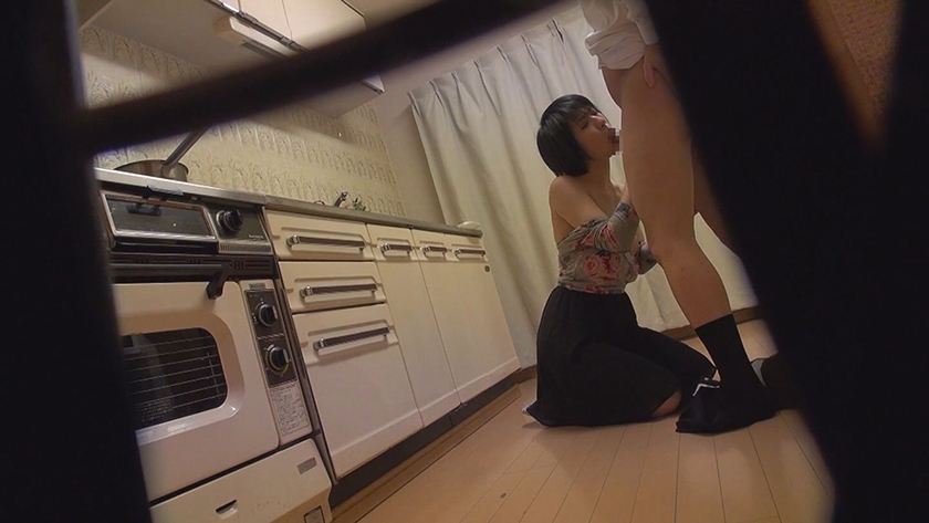 【寝取られすぎる妻】本気マン汁、間男相手に垂らしすぎだろ。 本庄瞳 画像1