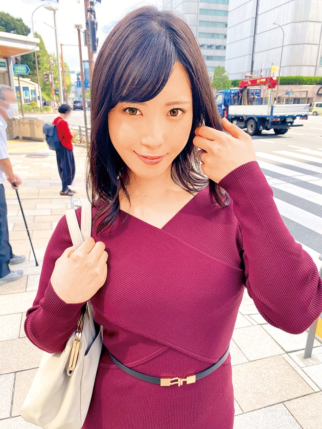【エロ過ぎ注意】最近モヤモヤしてる貴方へ もの凄く性交したくなるビジュイイ鉄板人妻 普段から無防備で距離感がバグってるオンナとワンチャン狙い密室でパコりまくり4時間12人ベスツ 画像1