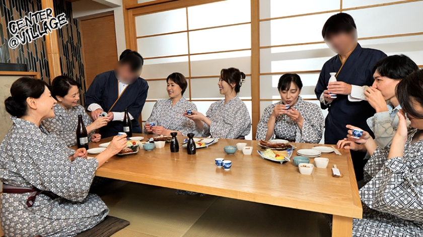 完熟・中出し浪漫秘湯 ドキッ！おばさんだらけの灼熱温泉大乱交SPECIAL サンプル7
