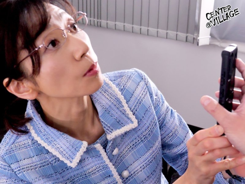 不倫発覚SNS拡散炎上！！美人女校長玩具化計画 サンプル画像2