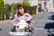 ★本当にあったエロくて嬉しい話 チャリカス逆走ママに自宅に凸られ中出し沼地獄！平凡リーマンに起こる路上説教から始まる無限SEX！ 水川潤 画像1