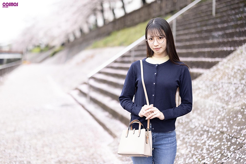 彼女のいない貧乏な自分にあるのは有り余る性欲と安アパートだけ 風俗に行く金も無いし若い子はノリが苦手…だからおとなしそうな人妻を捕まえてSEXしたら自分以上に性欲が凄かった!! (仮名)スイさん 画像0