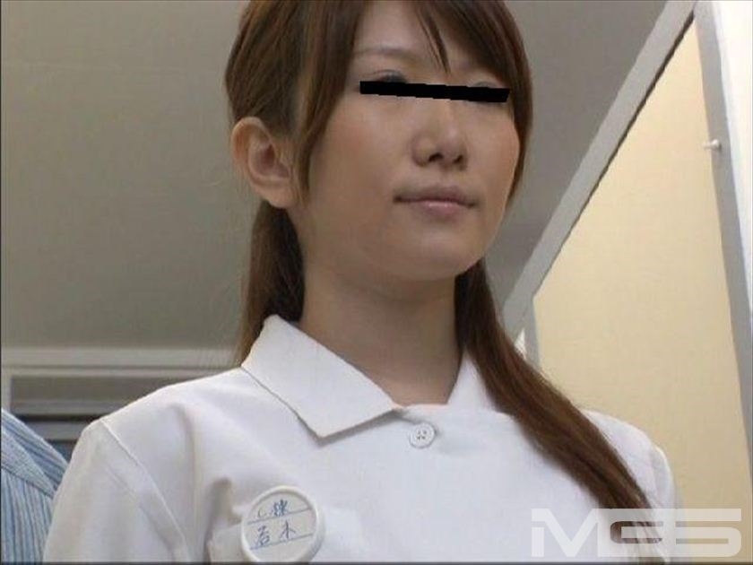 「勃起を見せつけても動じない真面目な看護師の尻を触ってみたら抵抗できなくなるほど発情してヤられた」 VOL.1 画像8