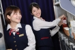 内緒でエグい接客してくれた美人CAをホテルに誘って生ハメしたら何度も求めるヤリマンだった VOL.6 画像1