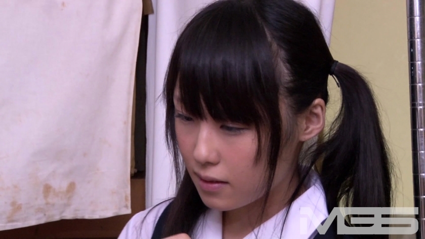 「田舎の温泉旅館で見つけた女子に弱みを握らせろ！一泊二日で誰でも出来るいいなり未熟マ○コ(舐め回し/剃毛/生中出し)のヤり方教えます！」 VOL.1_11