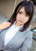 
                        お尻を叩かれても喘ぎ声を漏らし高速ピストンで絶頂するムッツリパイパンOL。
    