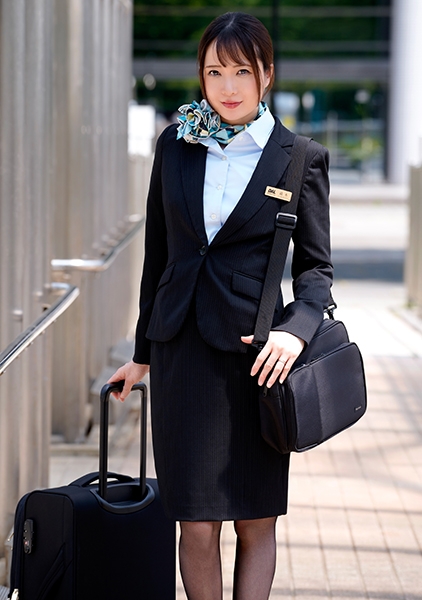 人妻スチュワーデスとごっくん性交 織本せりの 大浦真奈美