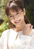 彩凪さん 34歳【セレブな奥さま】