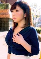 色白むっちり爆乳奥さまは結婚3年でもう他人棒を漁るドスケベ性欲の持ち主