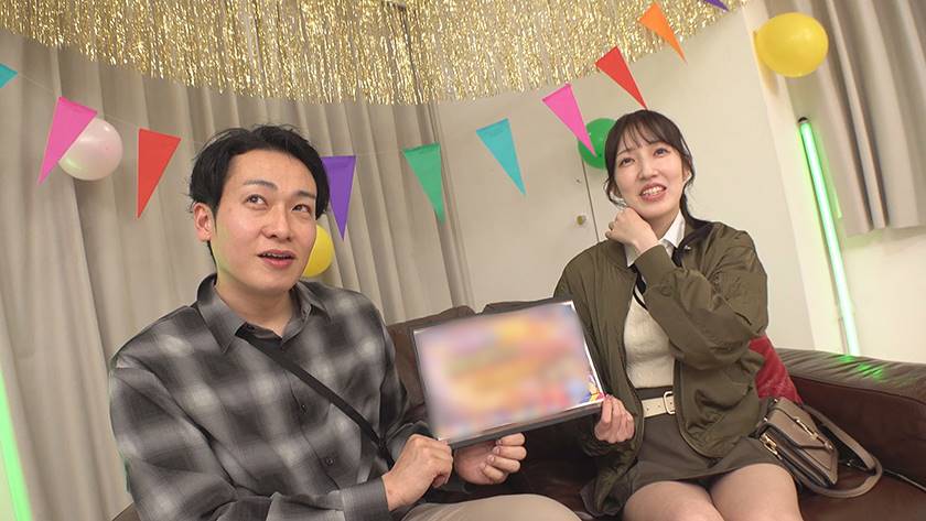 賞金ゲットして親孝行のはずが…ツイスターゲーム！無防備パンチラ&おっぱい密着で童貞が大暴走！ しおり&たくと