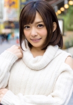 ゆいかちゃんに素股！「これ以上ダメ！彼氏いるし・・・キモチイイけどダメ」って乳首がコリコリに勃ってるじゃないですか？もう最後までしちゃいましょう。