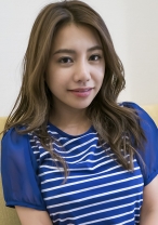 メイちゃんに素股！「あ！ちょっと待って！入ってる！あ～んダメ！」スタイル抜群のおっぱいですから挿入せずにはいられません！おまけに[かなえちゃんの素股]も収録。