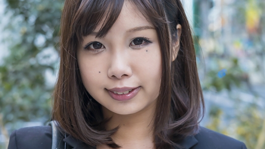 ひとみ 21歳 OL