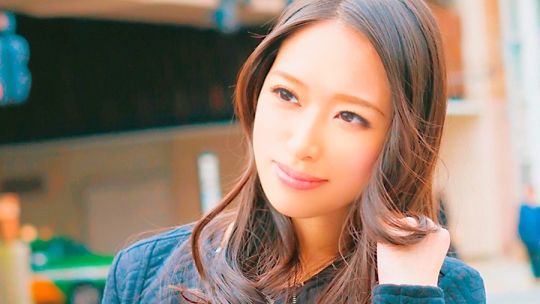 若妻みつきさん(25歳)ガーターがやたら似…