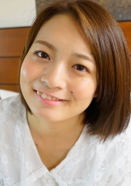 マ○コの中に手を入れるとクチュクチュ卑猥な音が！半年もエッチをしてないから簡単に絶頂を迎える女の子に素股をお願いして・・・中出し なつみちゃん(23歳 フリーター)