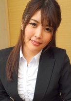 ゆりかちゃん (23歳) しっとりお姉さんタイプ！呉服屋で後輩の教育指導を任されているしっかり者！本性はドMな変態女！