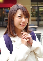 警戒心皆無のフリーハグ～フリーセックス娘 ゆいか20歳