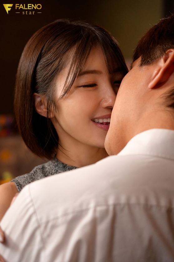 406FSDSS-985 向かい部屋に住んでるモデルお姉さんに性欲を満たすためのグラインド杭打ち騎乗位で責められて金玉無くなるまで射精させられた つばさ舞 新作AV動画 レビュー 画像シーン04