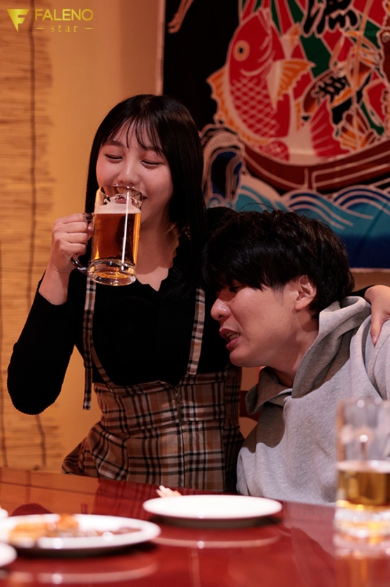 ヤったら終わりとわかってるのに好きな人の親友が距離感近すぎて巨乳と巨尻の魅力に負けてしまった最低の僕 浜辺やよい 画像2