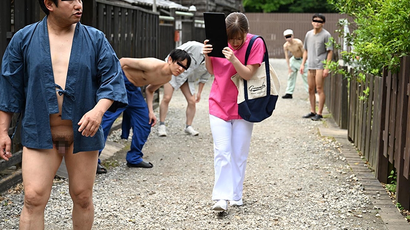 「村人全員、わたしが診ます！」男性過多の過疎村ナース・小鈴みかんの全員おち○ぽヌキまくり派遣診療_1