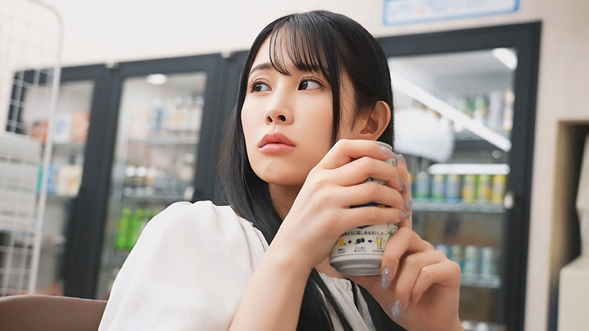 コンビニのバックヤードでセックスをするのが好きな彼女は不倫をしていた。 二羽紗愛 画像7