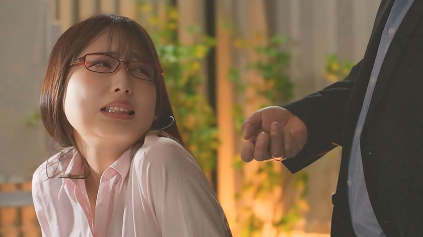 パワハラ女上司の裏の顔～部下に強くあたり散らし、人格否定までする裏で社長の前では従順な玩具だった～ 葉月まゆ イメージ6