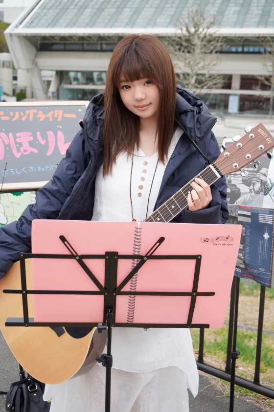 ＠かほりん＠10/22ライブ＃アカペラ＃弾き語り＃路上ライブ＃歌うま おい！！セクシー女優にいくんかい！かほりん！ツッコまさせていただくと同時に速攻ヌカせていただきます_0