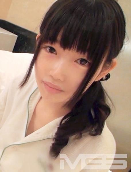 ほのみ 21歳 司書