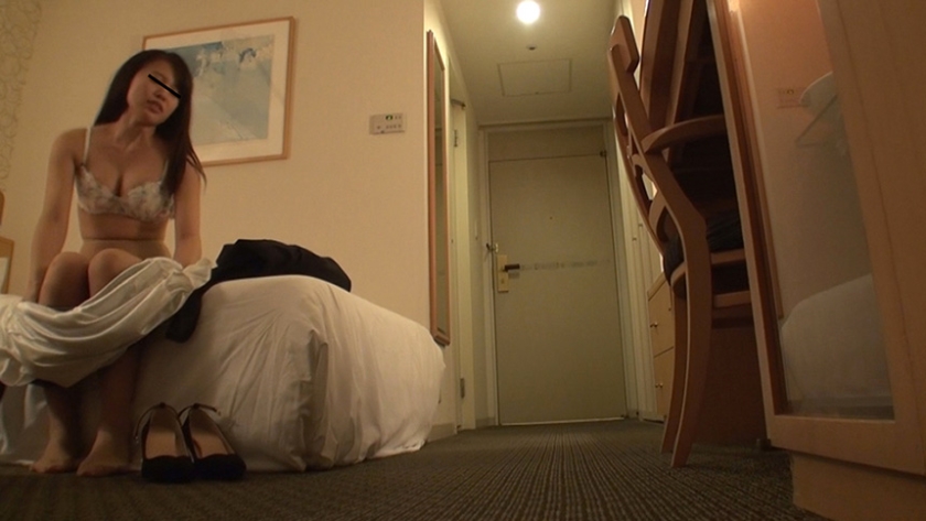 女性宿泊者だけを狙う シティホテル素人盗撮オナニー_0