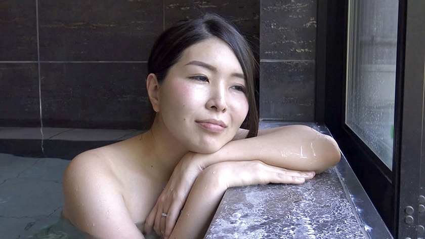 知り合いの人妻を連れて温泉旅行へ 003_3