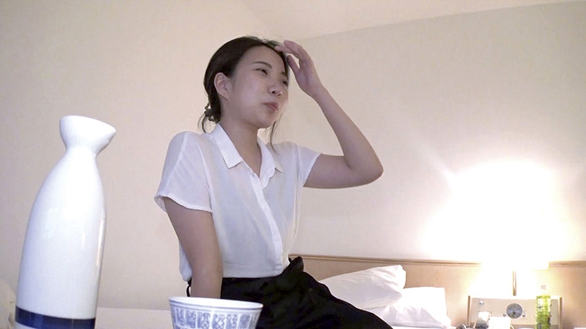 知りあいの人妻を連れて温泉旅行へ 006_10