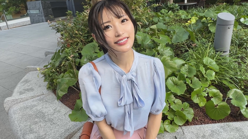 20代をアイドルとして過ごしたアラサー人妻!結婚後の穏やかな日々を捨てて刺激を求めてデカチン男と不倫中出しSEX!! 画像1