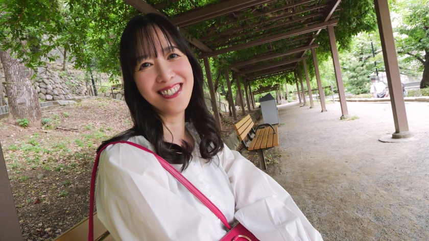 バレエ教室を複数経営する元バレリーナ美熟女 多忙な社長業と夫との不仲の癒しを求めて不倫中出しSEX 画像2