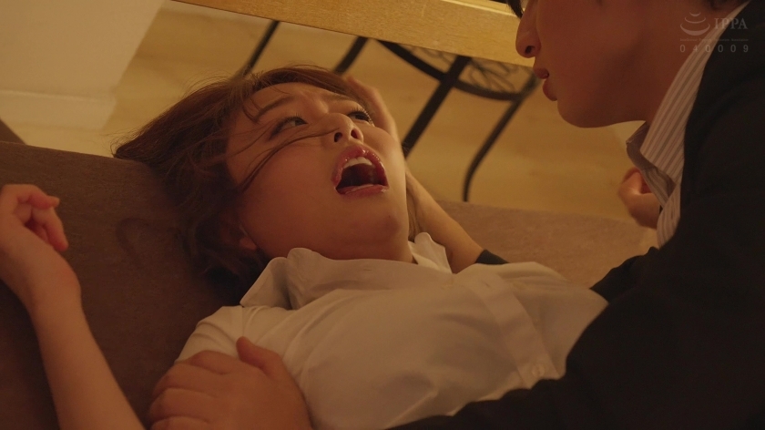 仕事ができない部下に堕ちた人妻… 浜崎真緒_2